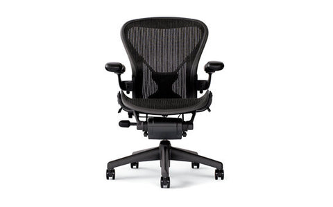 Aeron® Chair ­PostureFit®